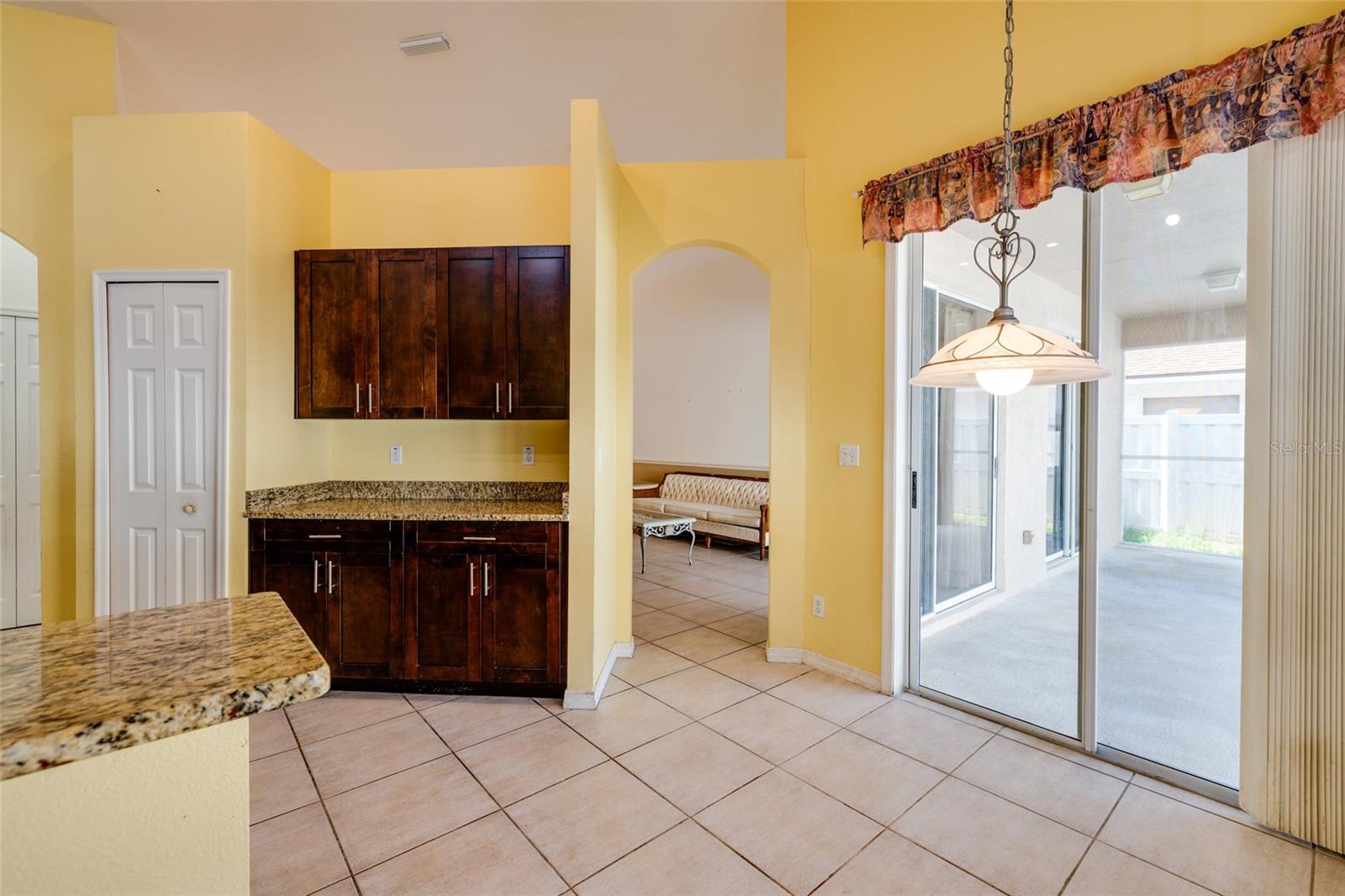 1805 Wood Bend, Tarpon Springs, FL 34689