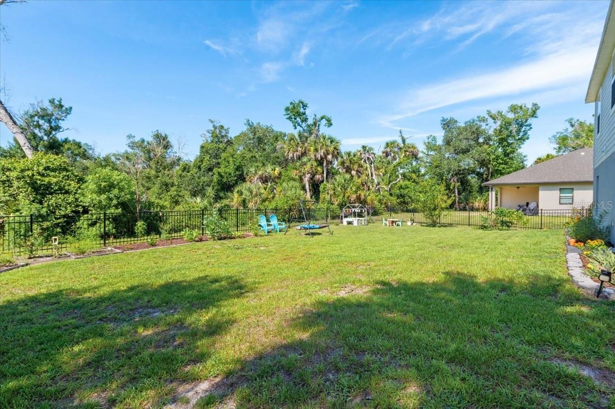 2737 Price, North Port, FL 34288