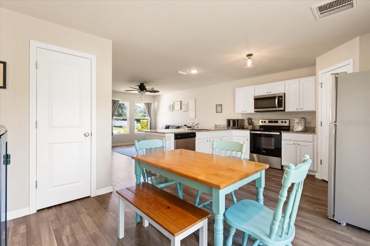 2737 Price, North Port, FL 34288