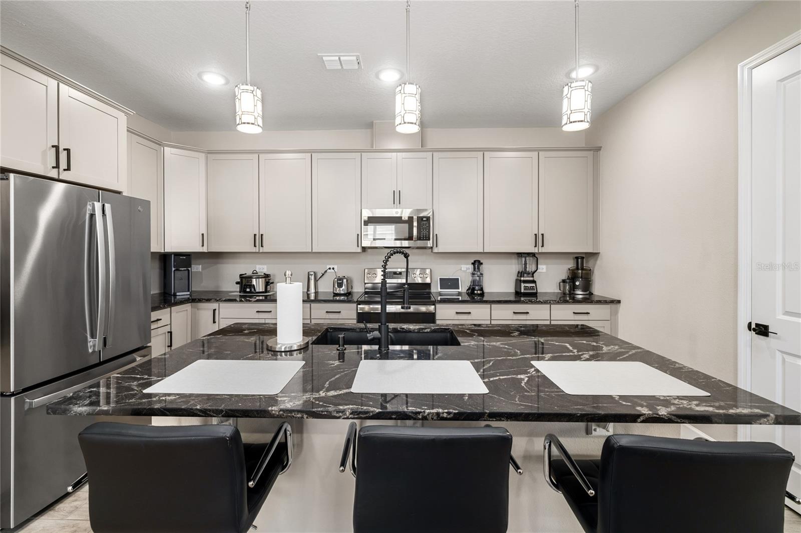 1060 River Otter, Deland, FL 32720