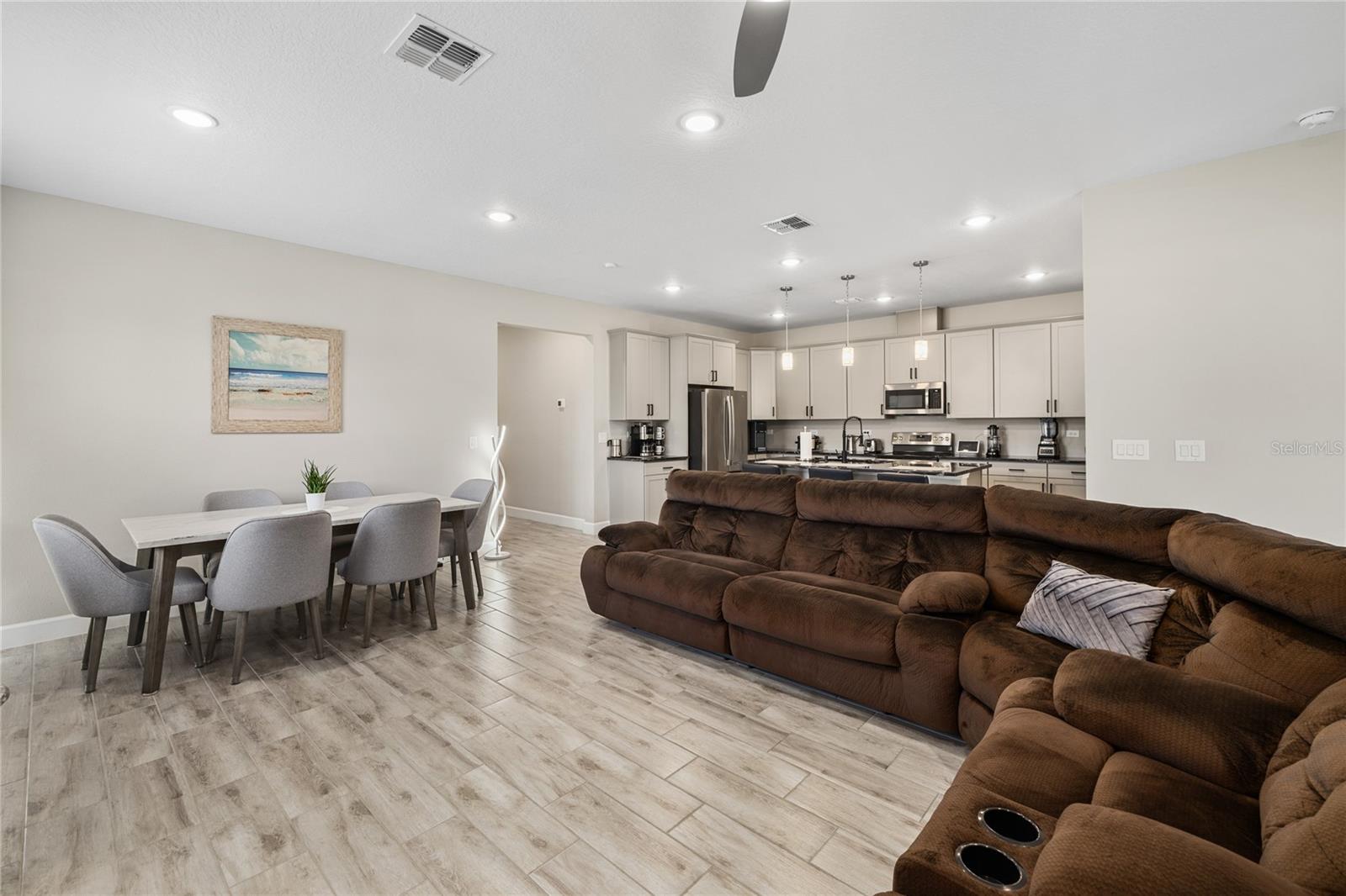 1060 River Otter, Deland, FL 32720