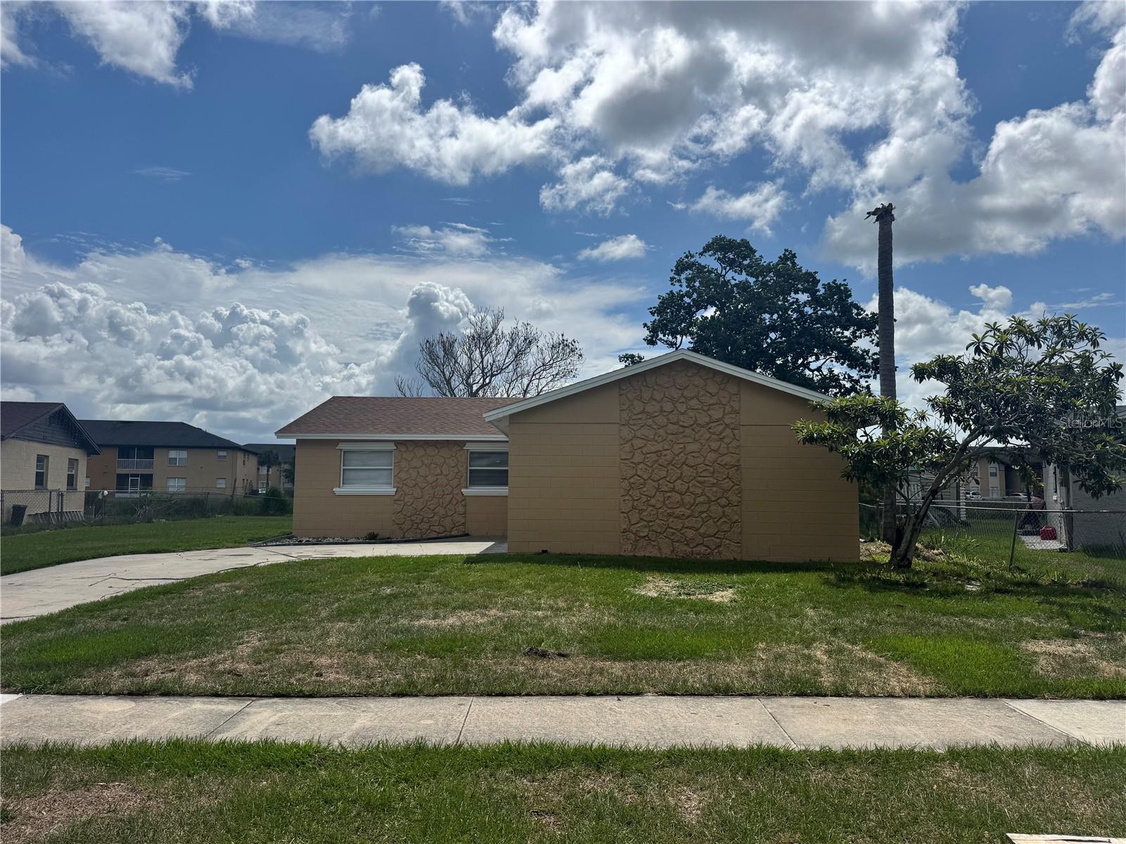 5693 Tulip, Orlando, FL 32839