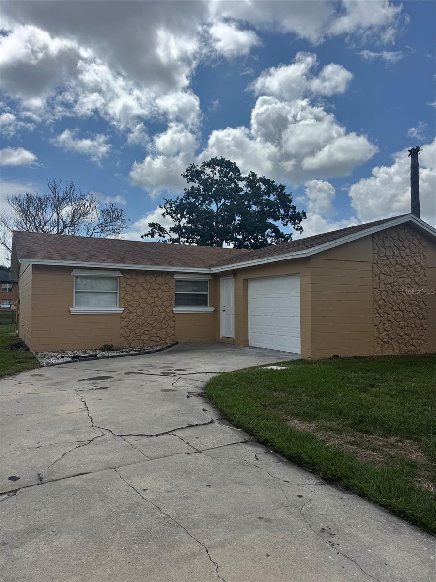 5693 Tulip, Orlando, FL 32839