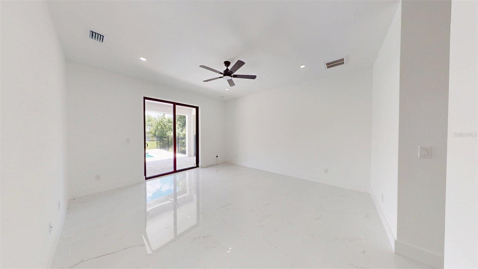 16760 Acapulco, Punta Gorda, FL 33955
