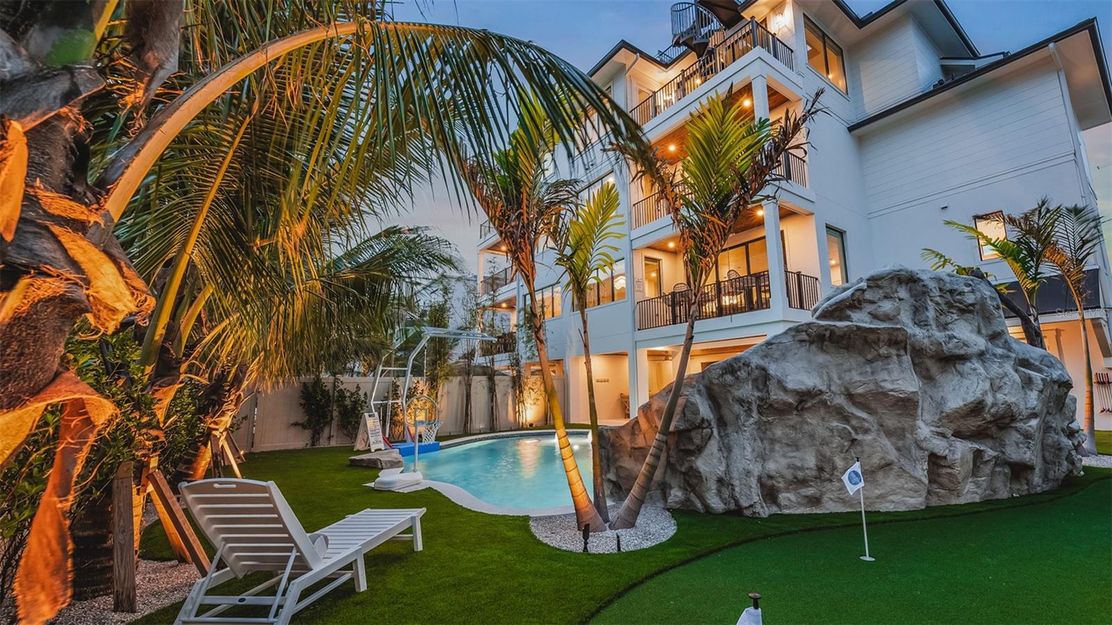 1142 Windsong Unit A, Sarasota, FL 34242