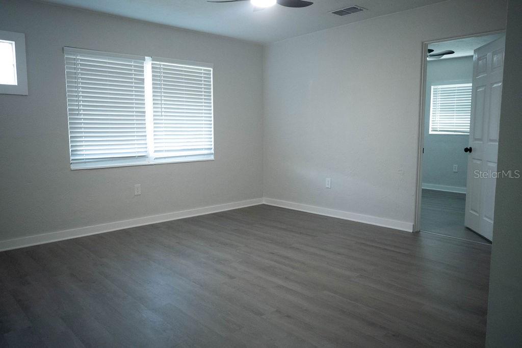 5480 70th, St Petersburg, FL 33709