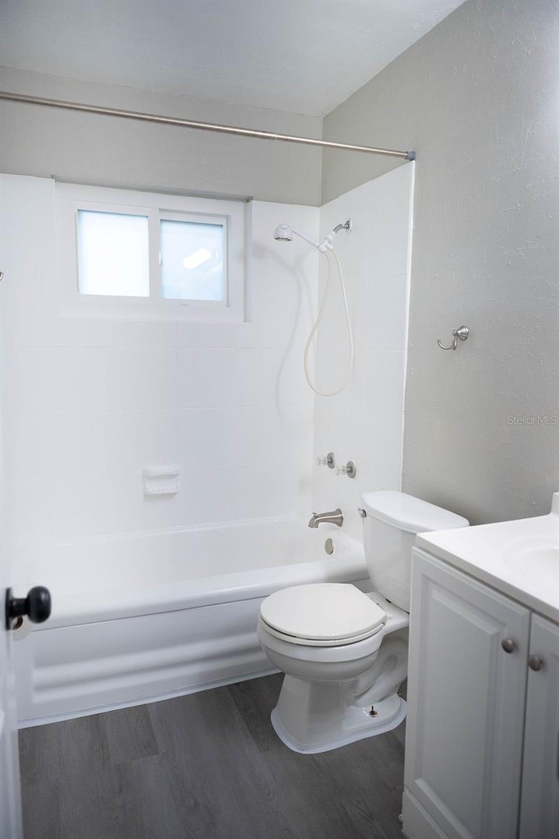 5480 70th, St Petersburg, FL 33709