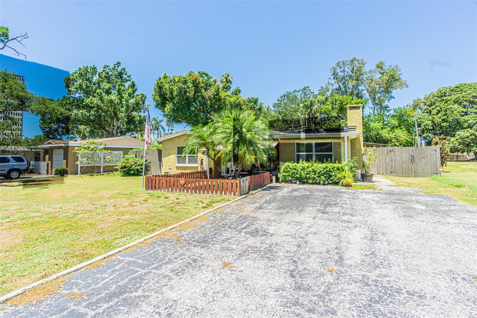 721 Oleander, South Pasadena, FL 33707