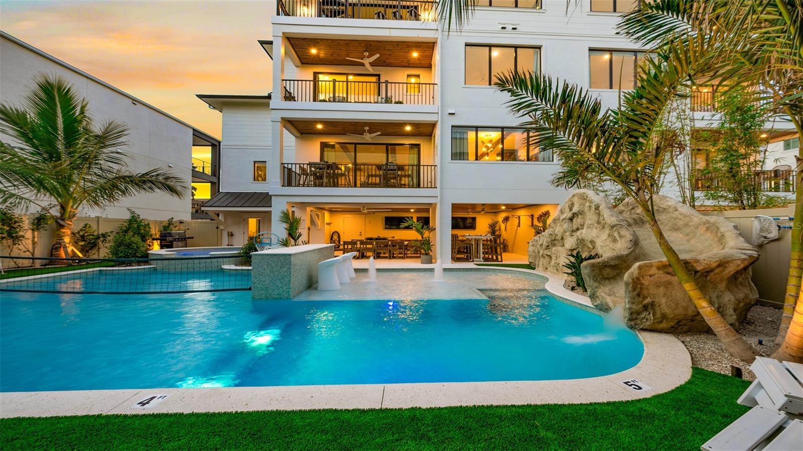 1142 Windsong Unit B, Sarasota, FL 34242