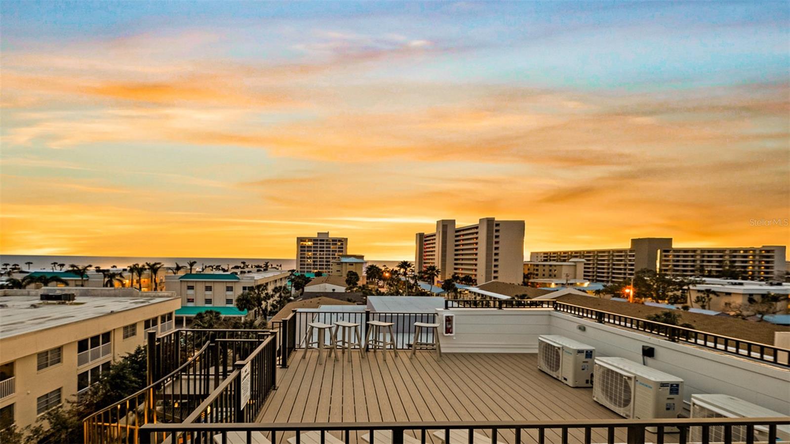 1142 Windsong Unit B, Sarasota, FL 34242