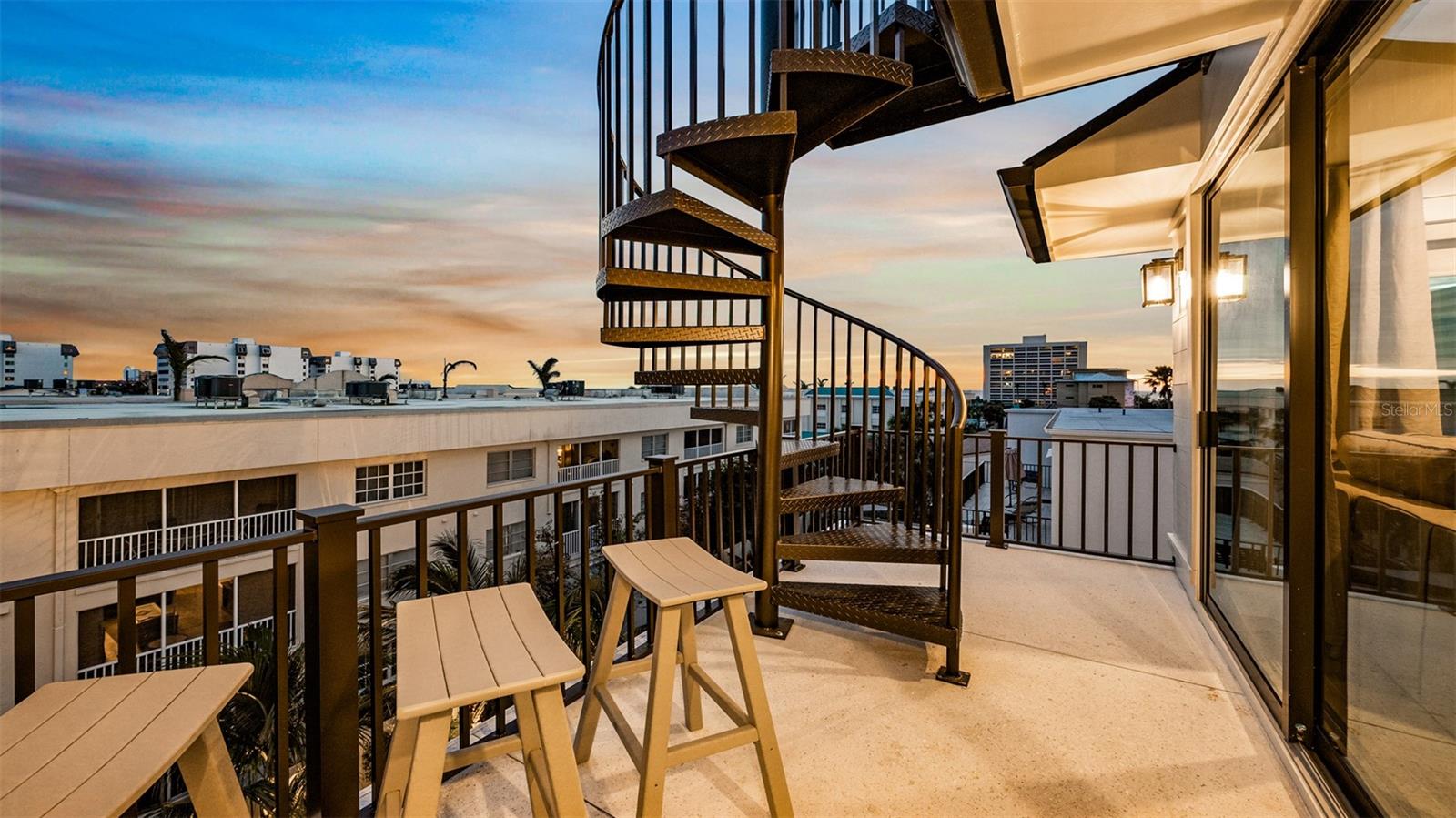 1142 Windsong Unit B, Sarasota, FL 34242