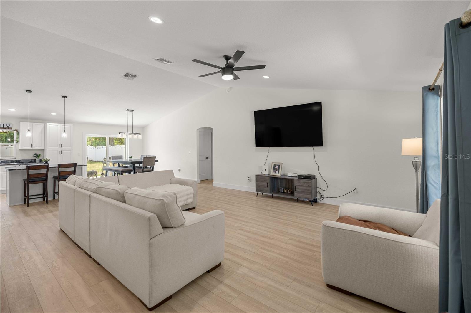 6962 124th, Belleview, FL 34420
