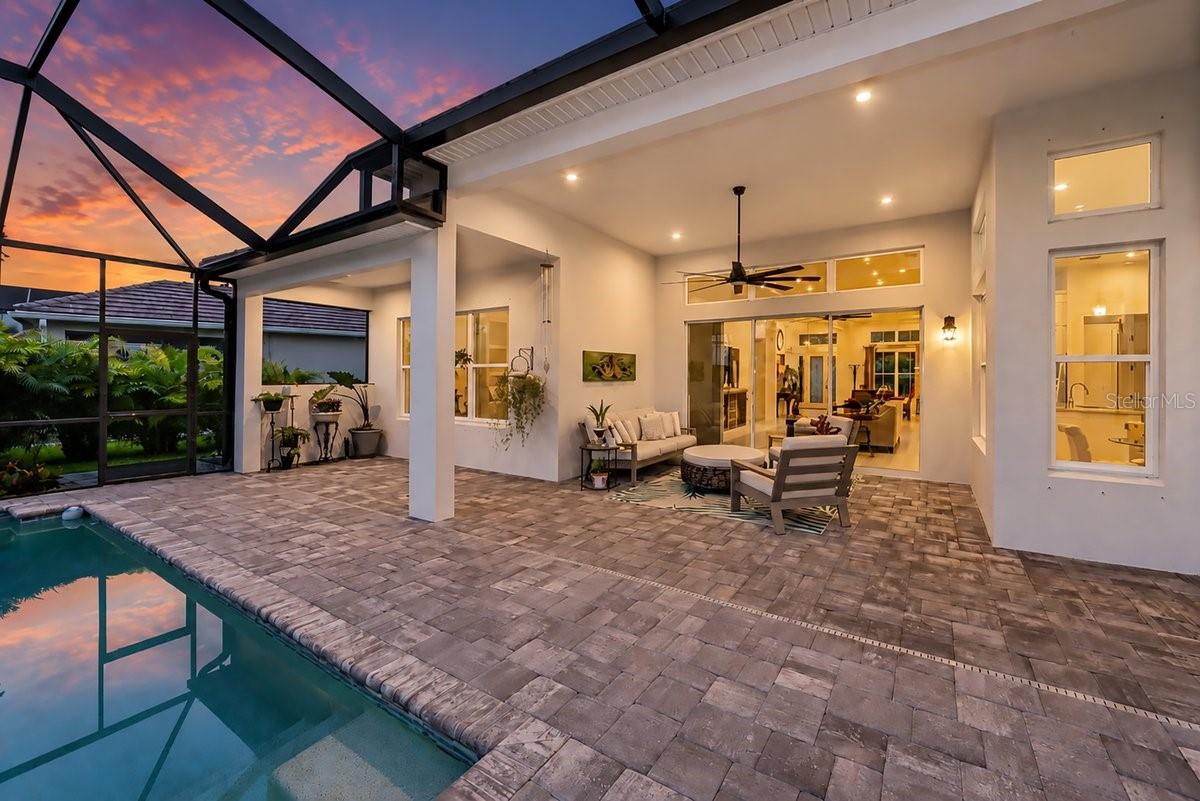4657 Antrim, Sarasota, FL 34240