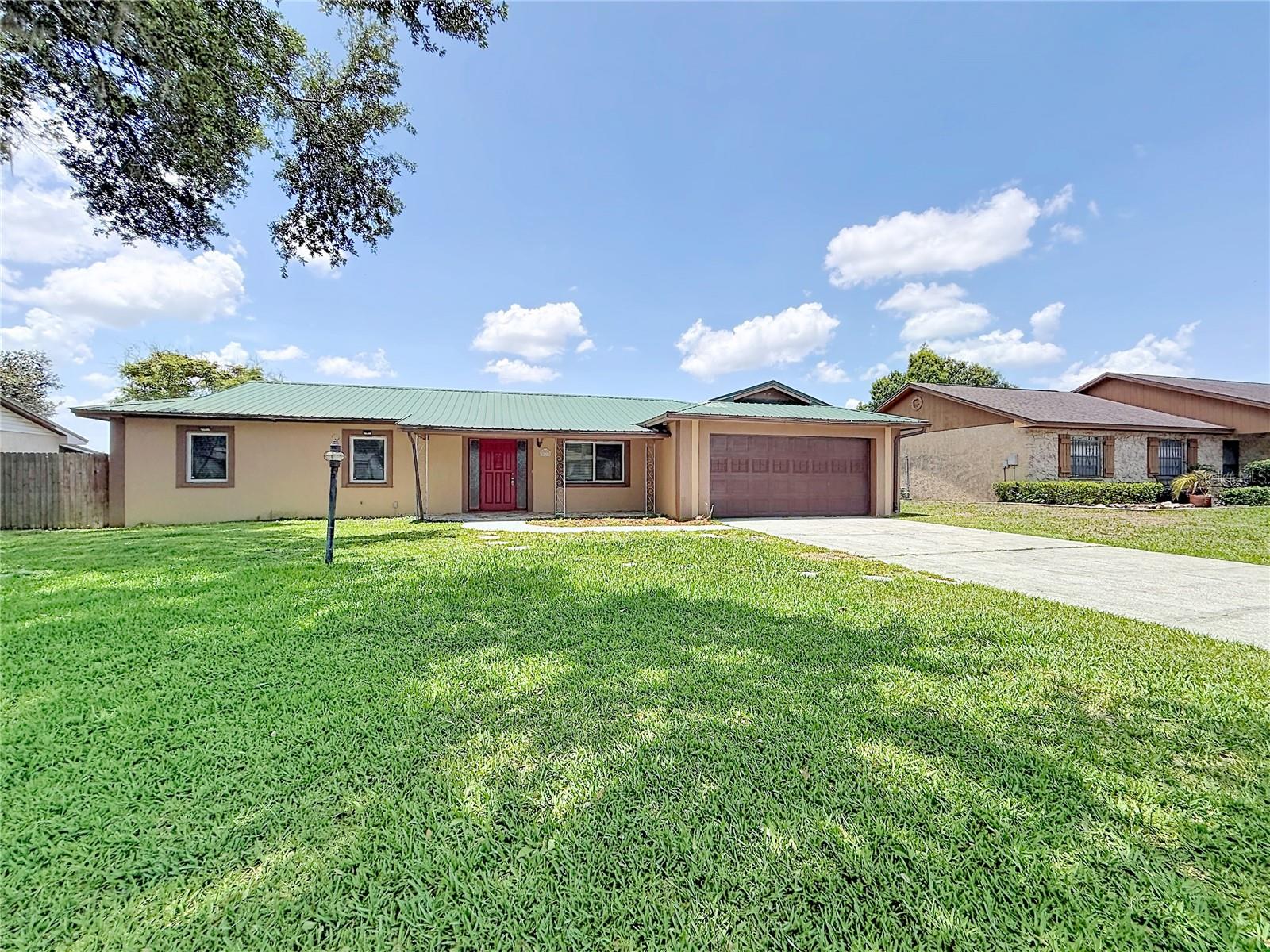 912 Shangri la, Seffner, FL 33584