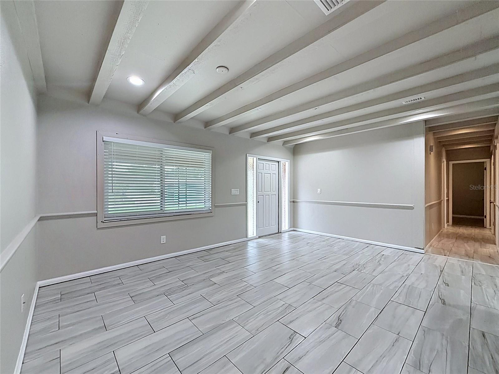 912 Shangri la, Seffner, FL 33584