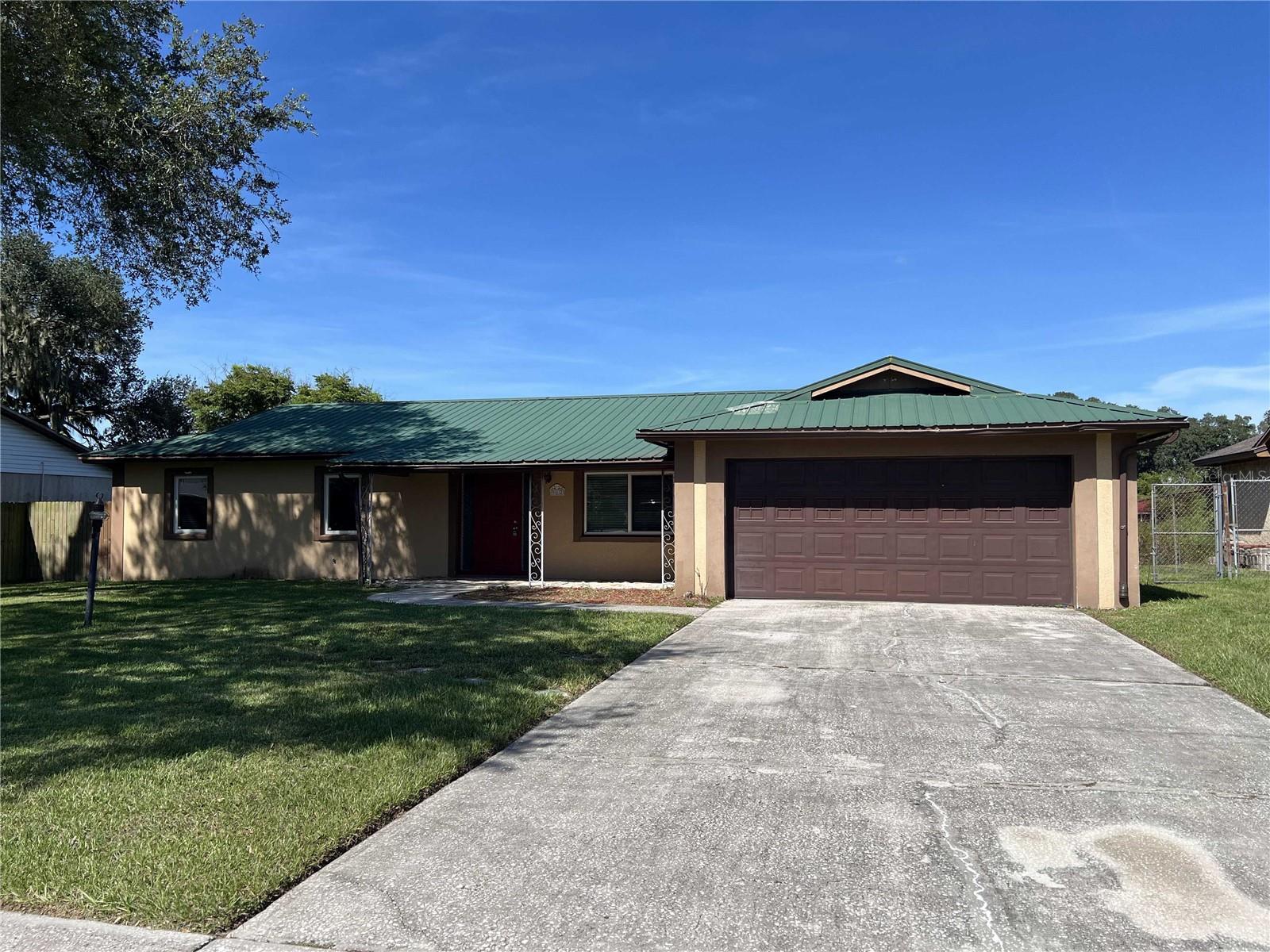 912 Shangri la, Seffner, FL 33584