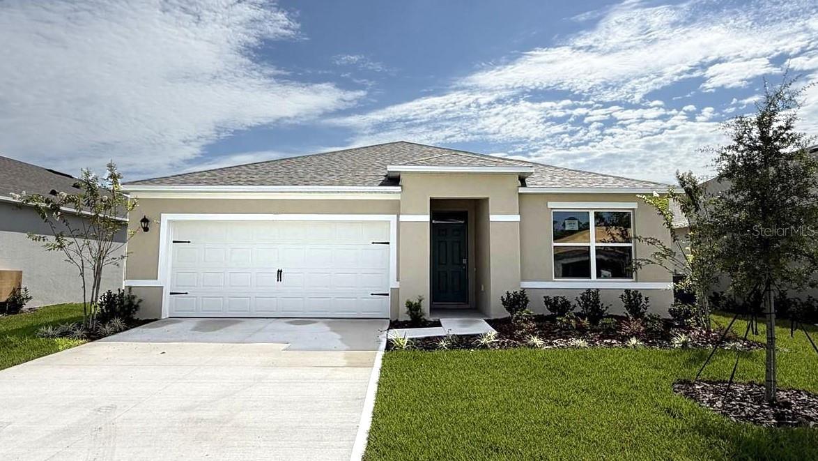 1012 Champion Rdg, Daytona Beach, FL 32124