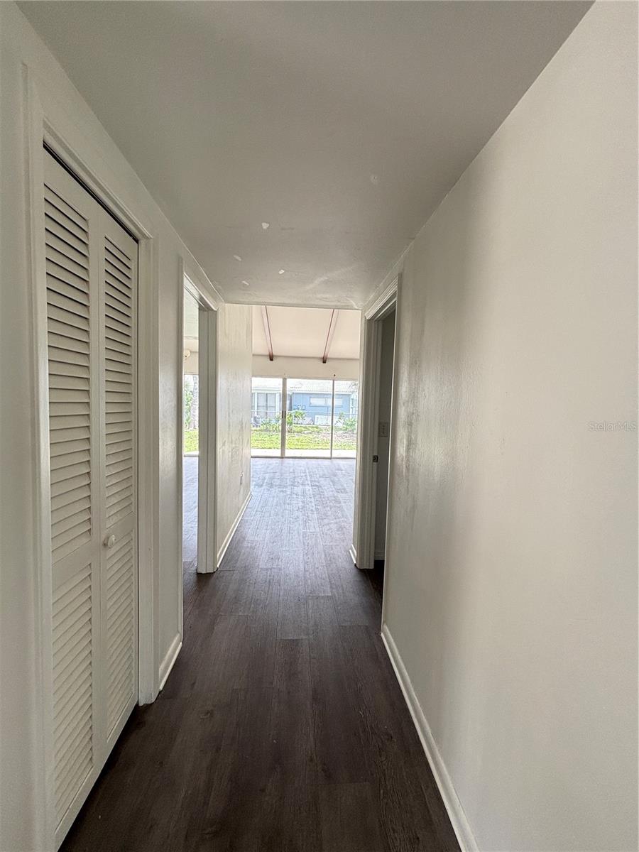 8302 Flintrock, Tampa, FL 33615