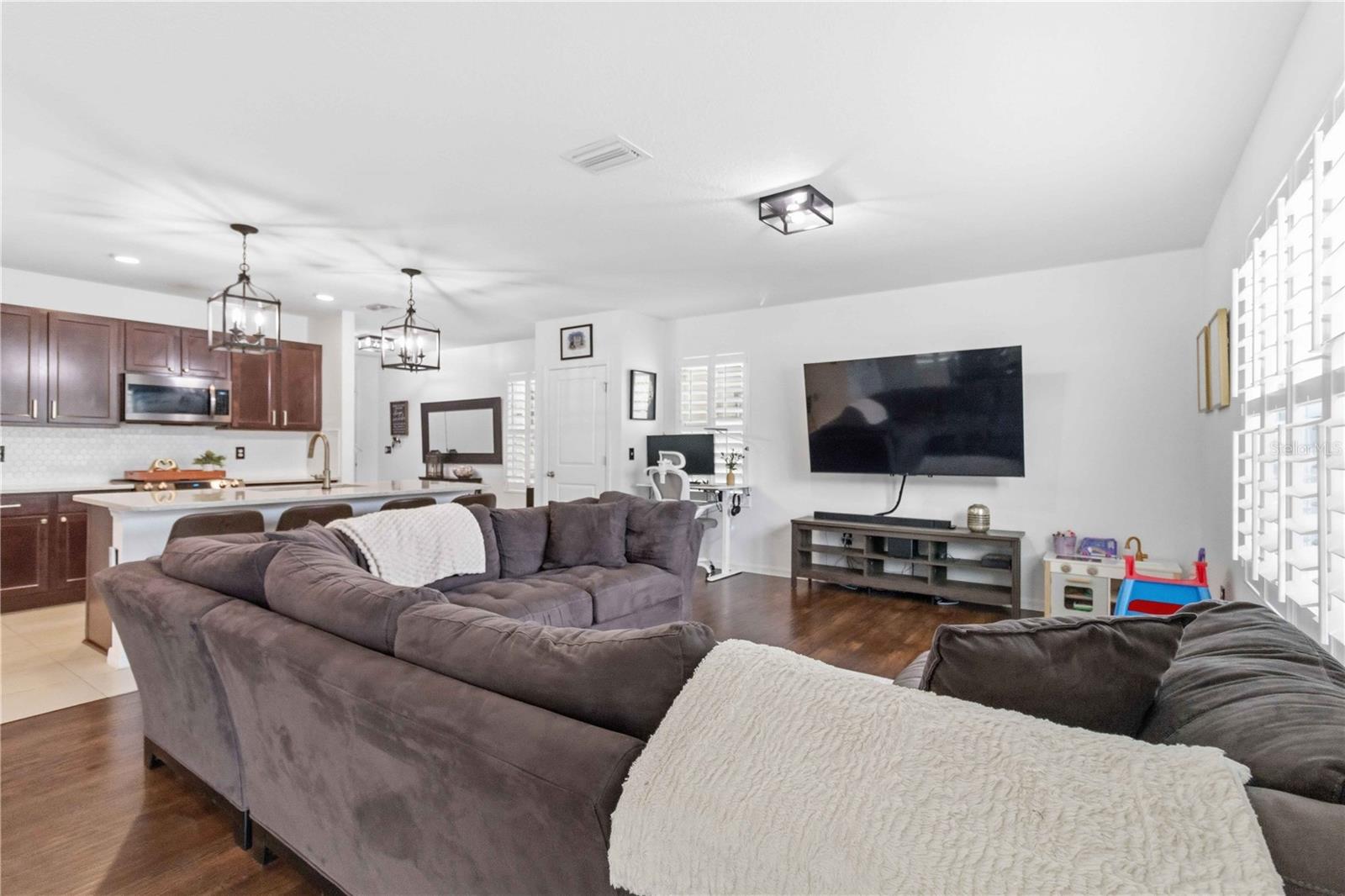 10230 Geese Trail, Sun City Center, FL 33573