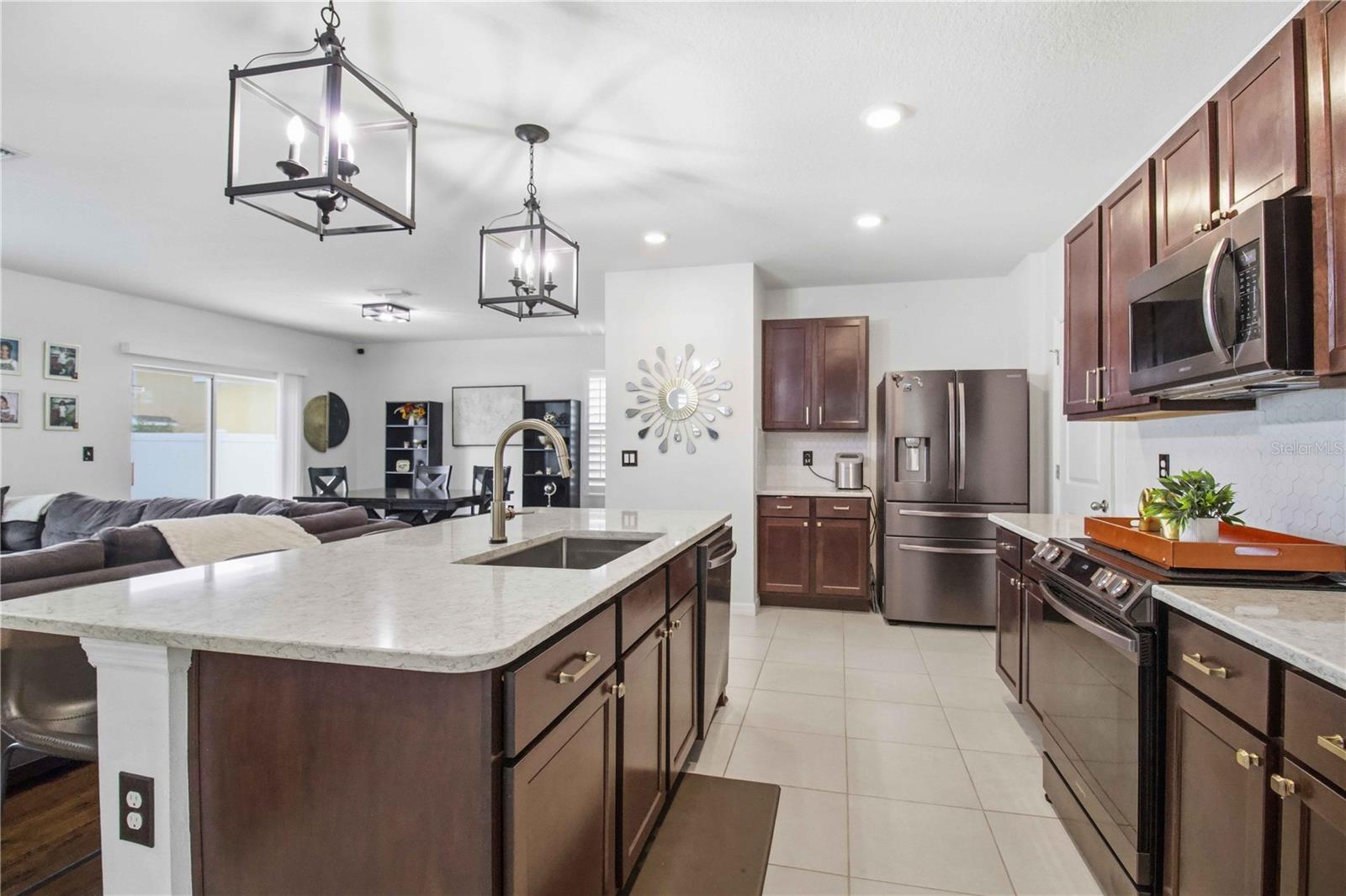 10230 Geese Trail, Sun City Center, FL 33573