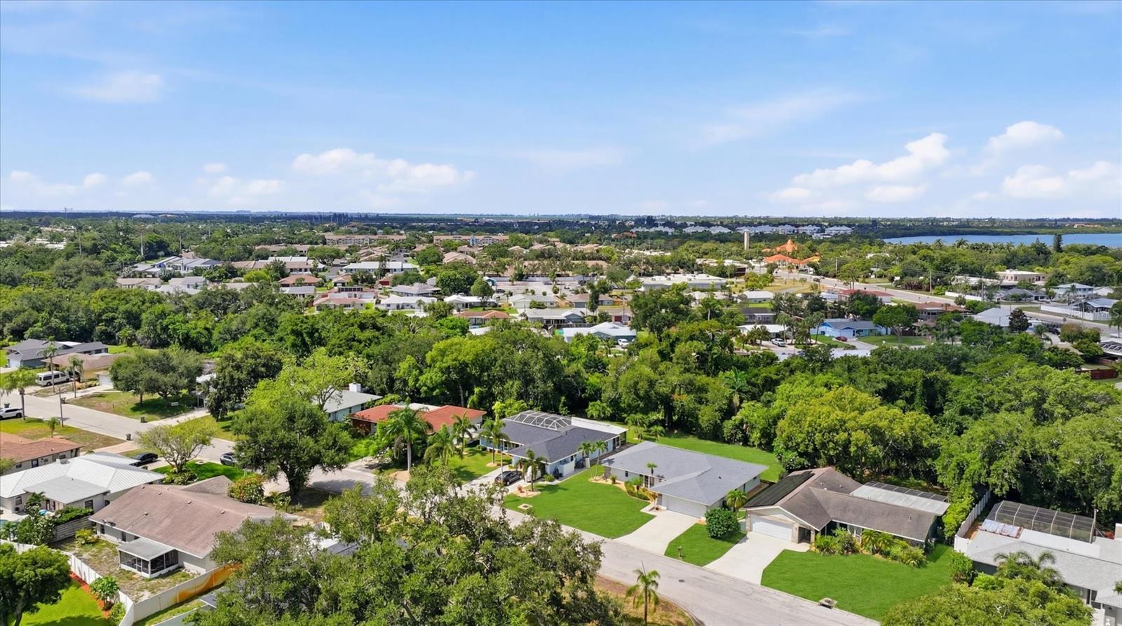 2130 72nd Street, Bradenton, FL 34209
