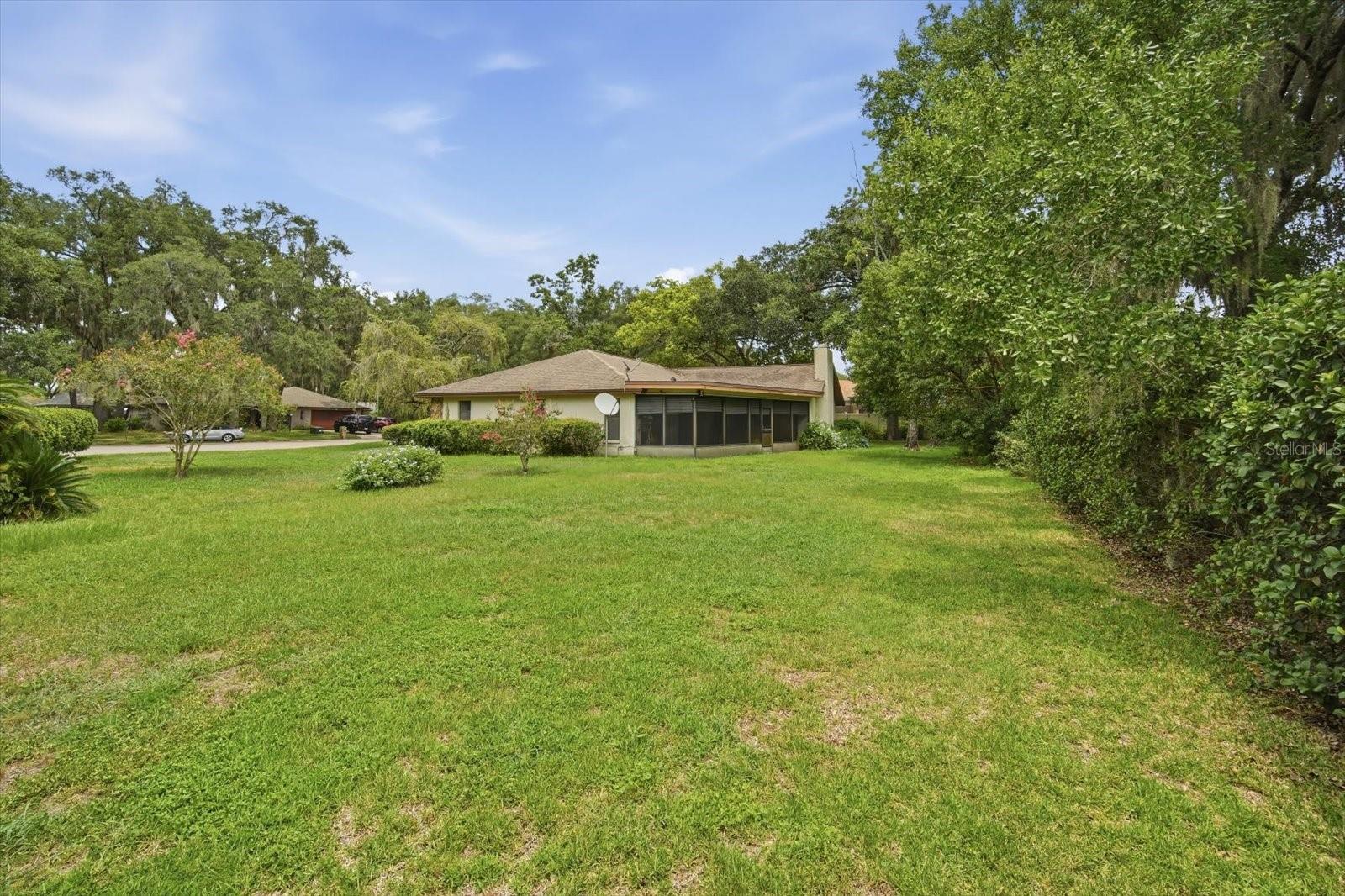 1405 Laurel, Plant City, FL 33563