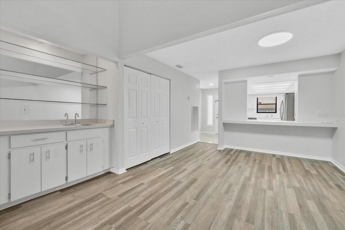 2025 Sylvester Unit Mm4, Lakeland, FL 33803
