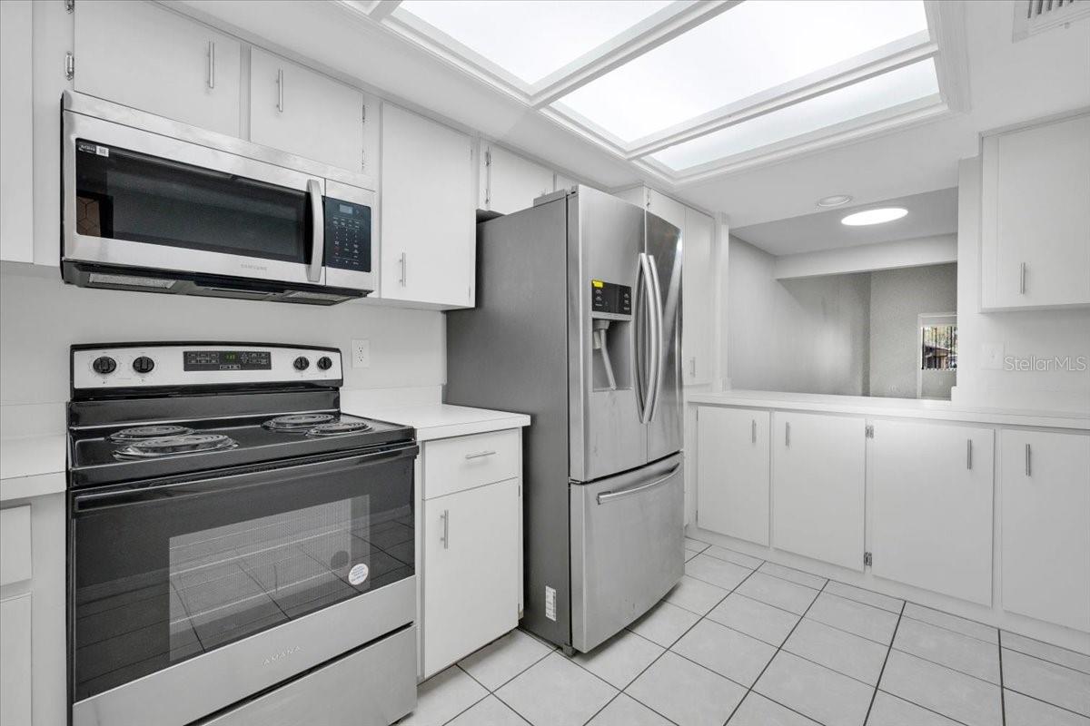 2025 Sylvester Unit Mm4, Lakeland, FL 33803