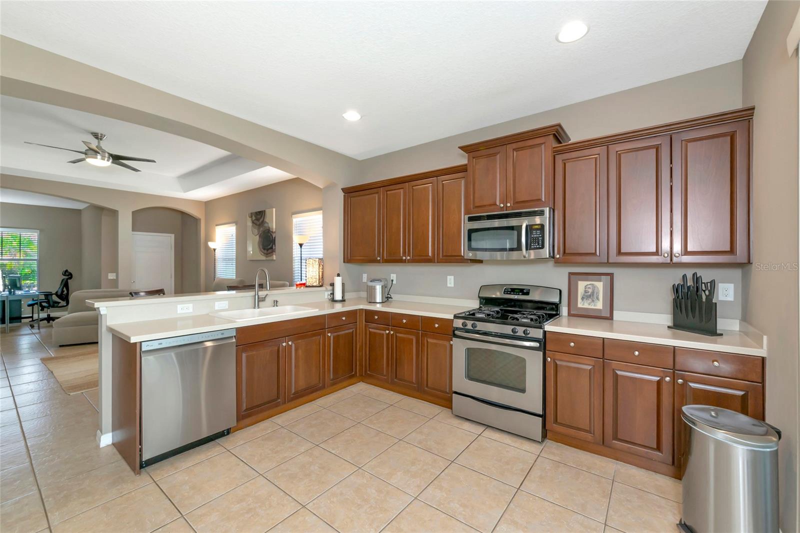 4930 Newport News, Bradenton, FL 34211