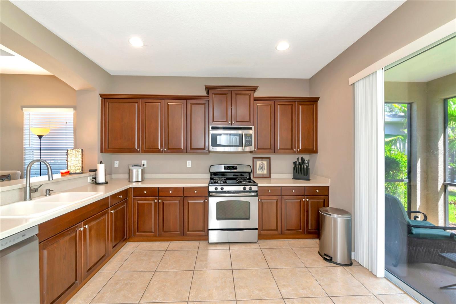 4930 Newport News, Bradenton, FL 34211