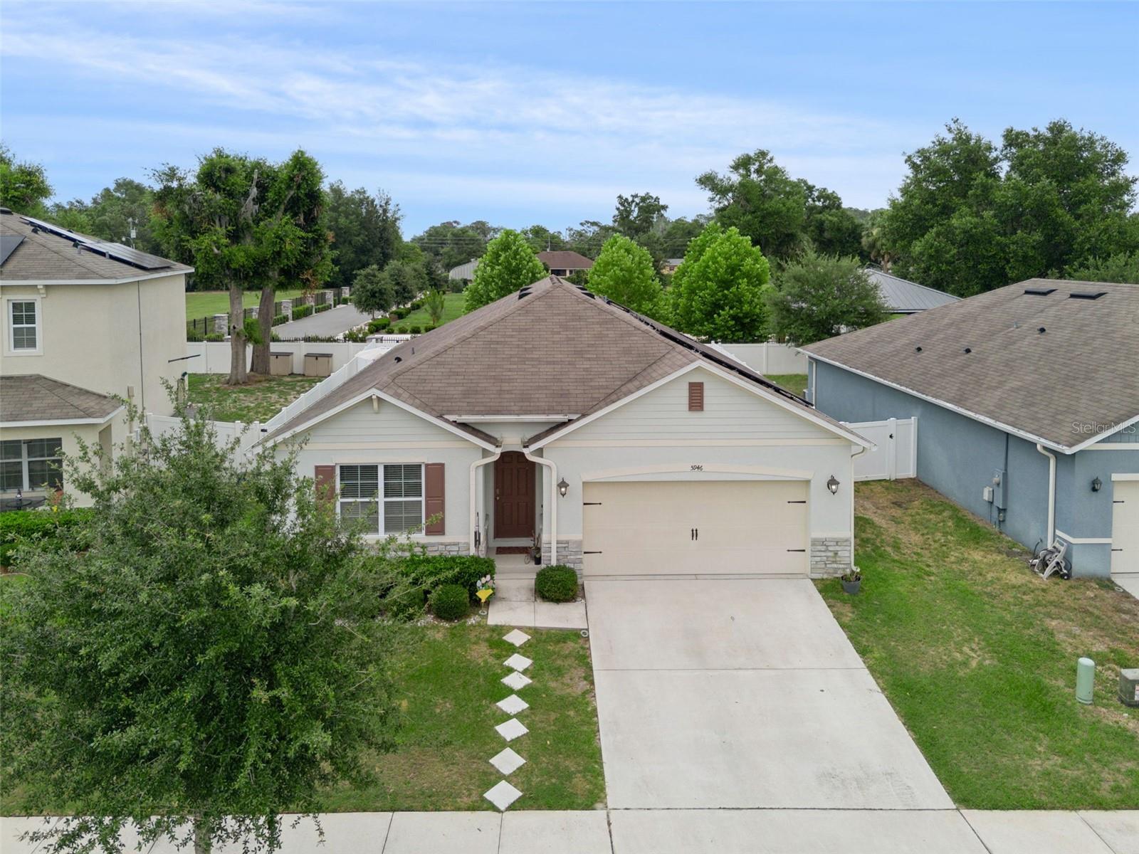 5946 Churchill Sq, Groveland, FL 34736