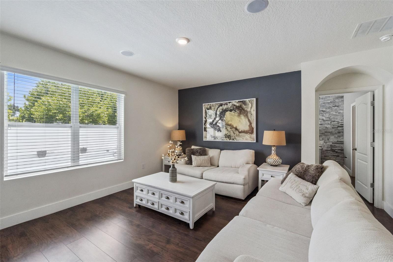 5946 Churchill Sq, Groveland, FL 34736