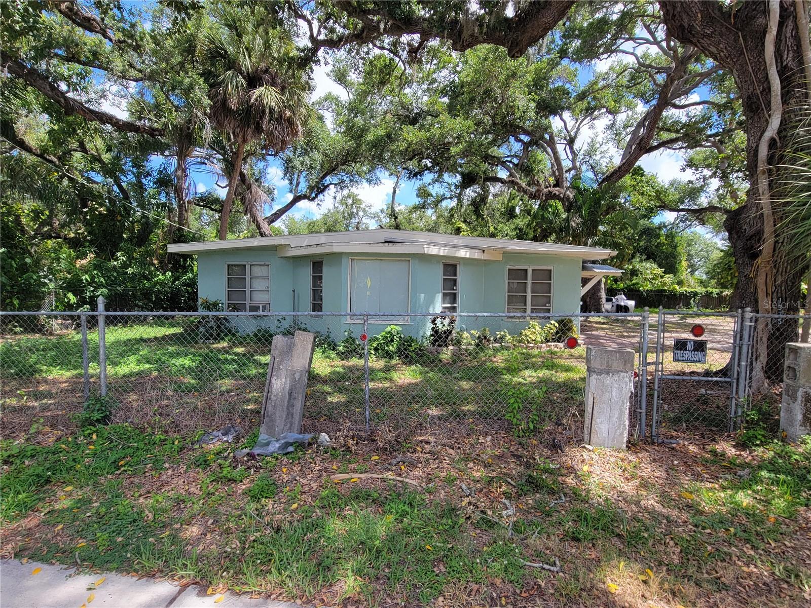 1375 Myrtle, Sarasota, FL 34234