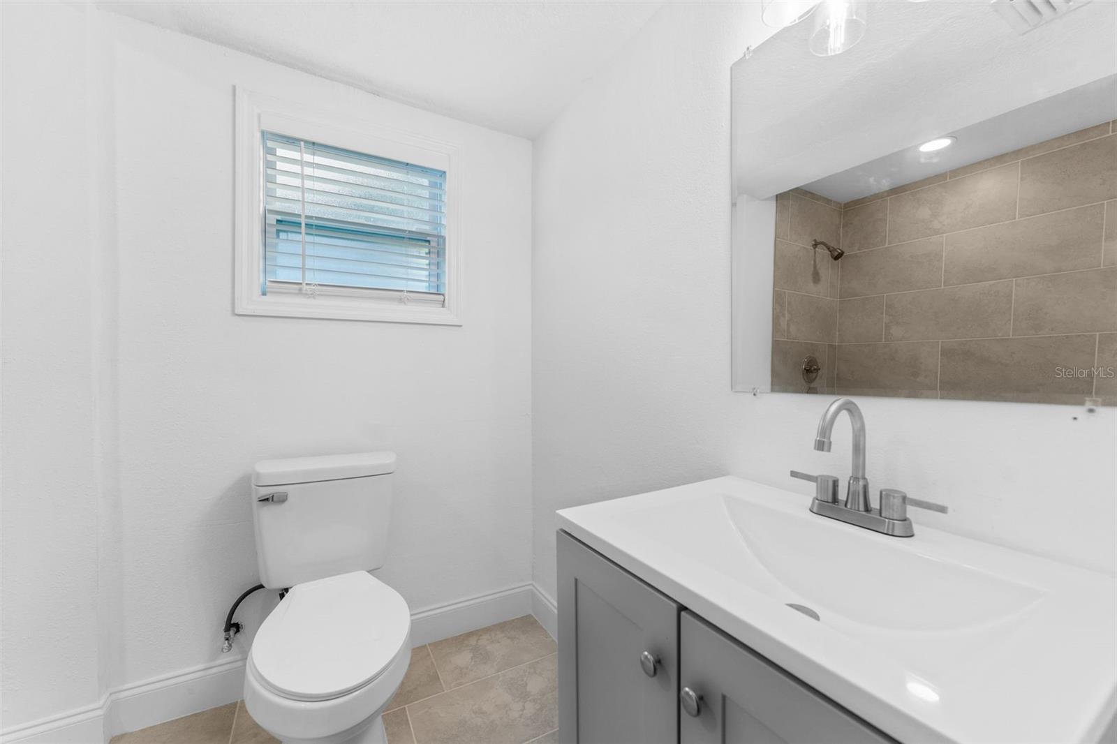 1927 13th, St Petersburg, FL 33705