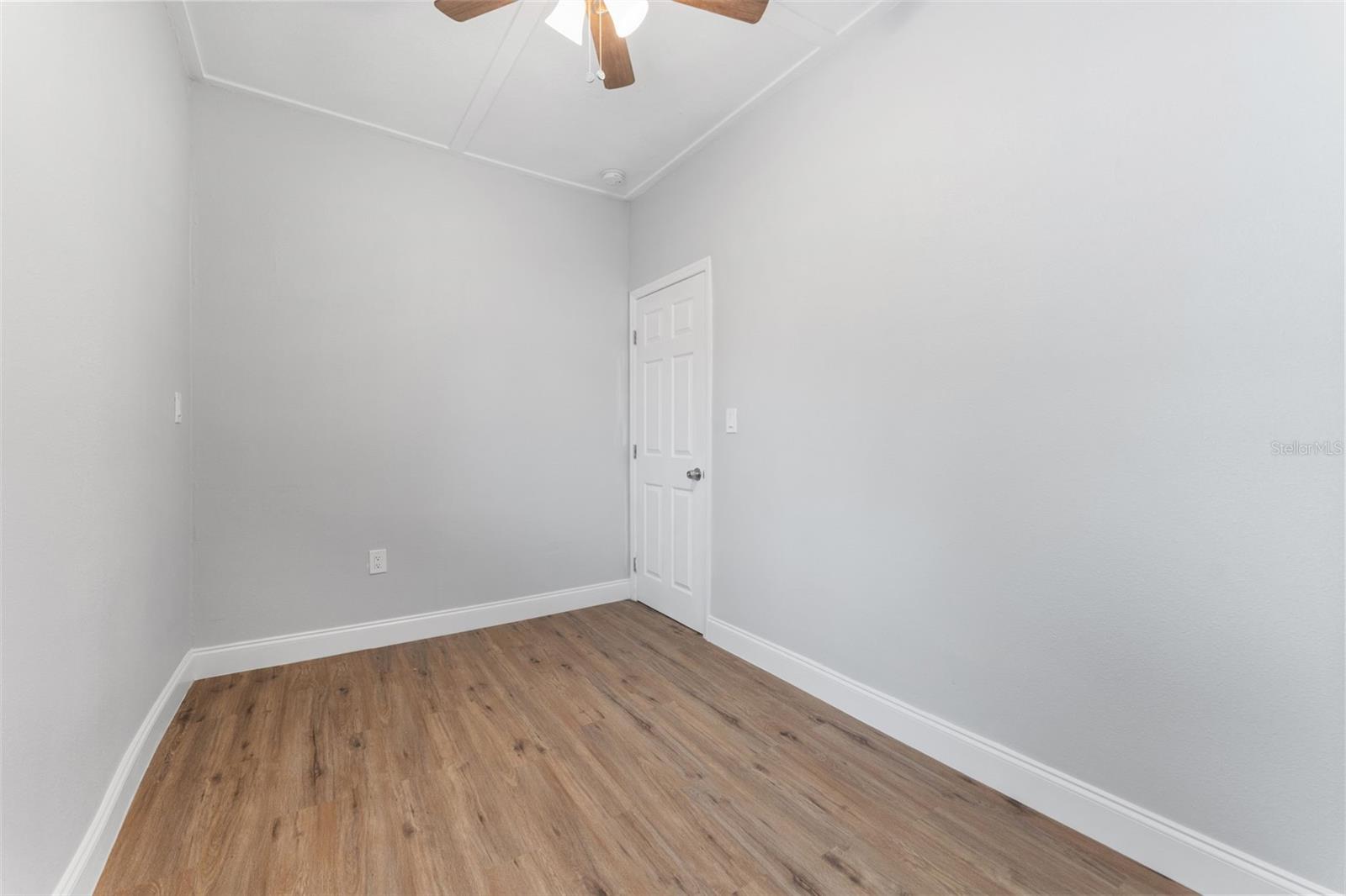 1927 13th, St Petersburg, FL 33705
