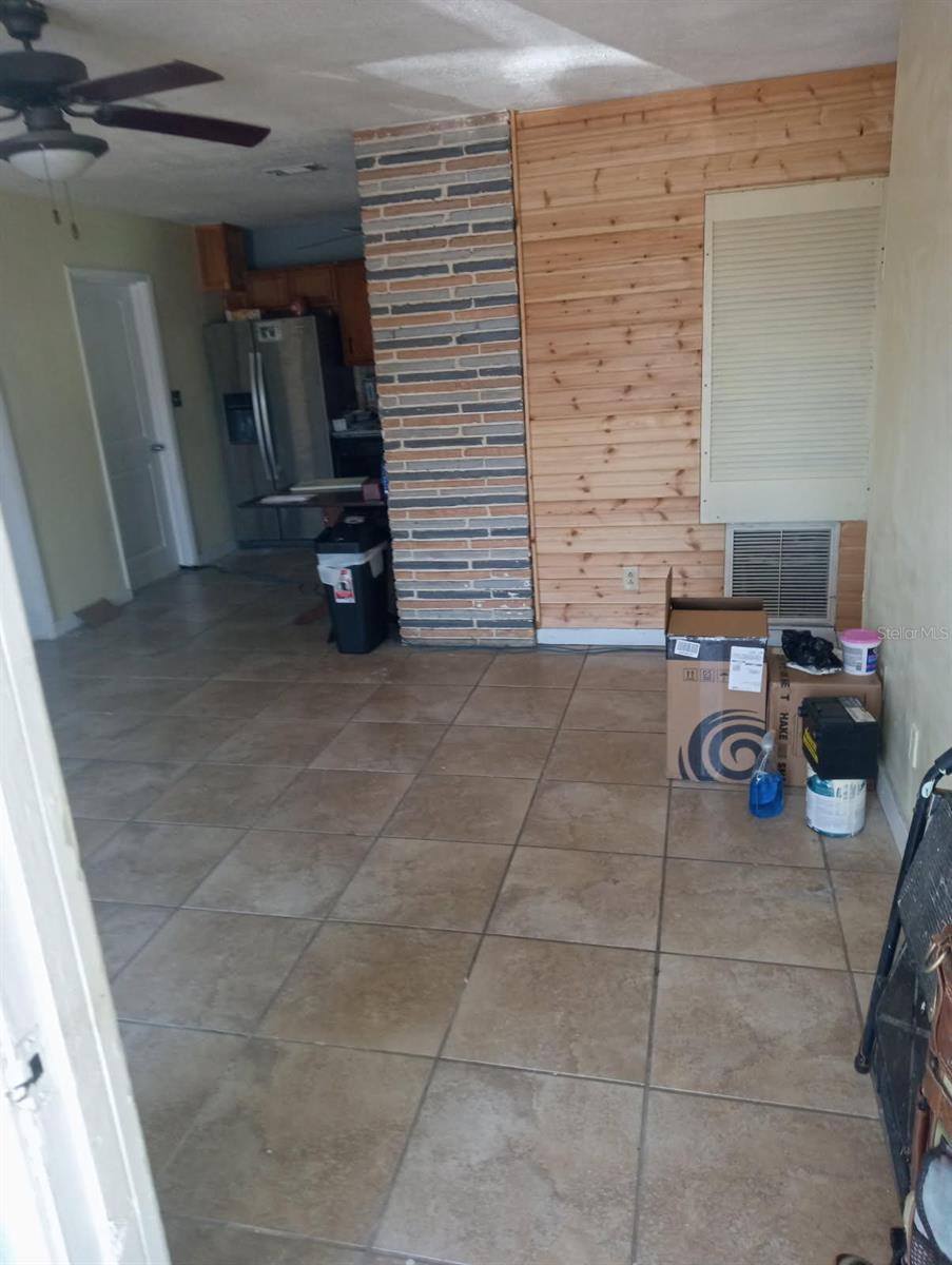 6631 Rosati, St Petersburg, FL 33707