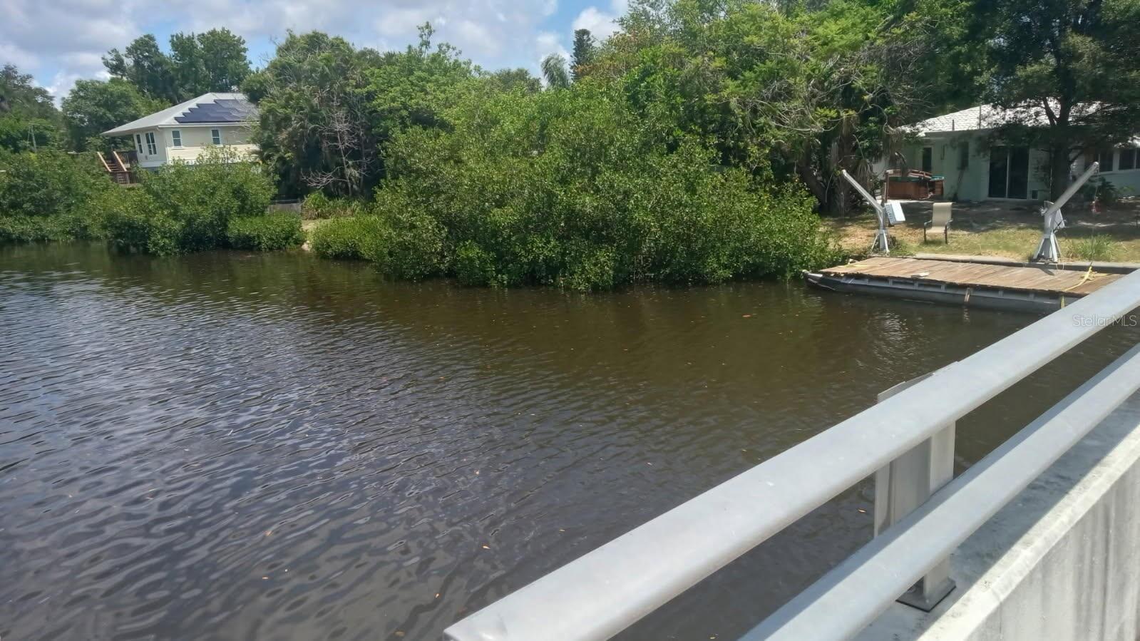 6631 Rosati, St Petersburg, FL 33707