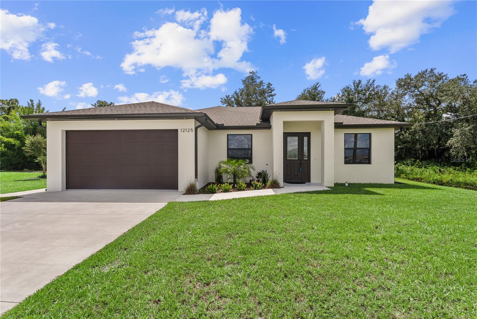 12125 Madrid, North Port, FL 34287