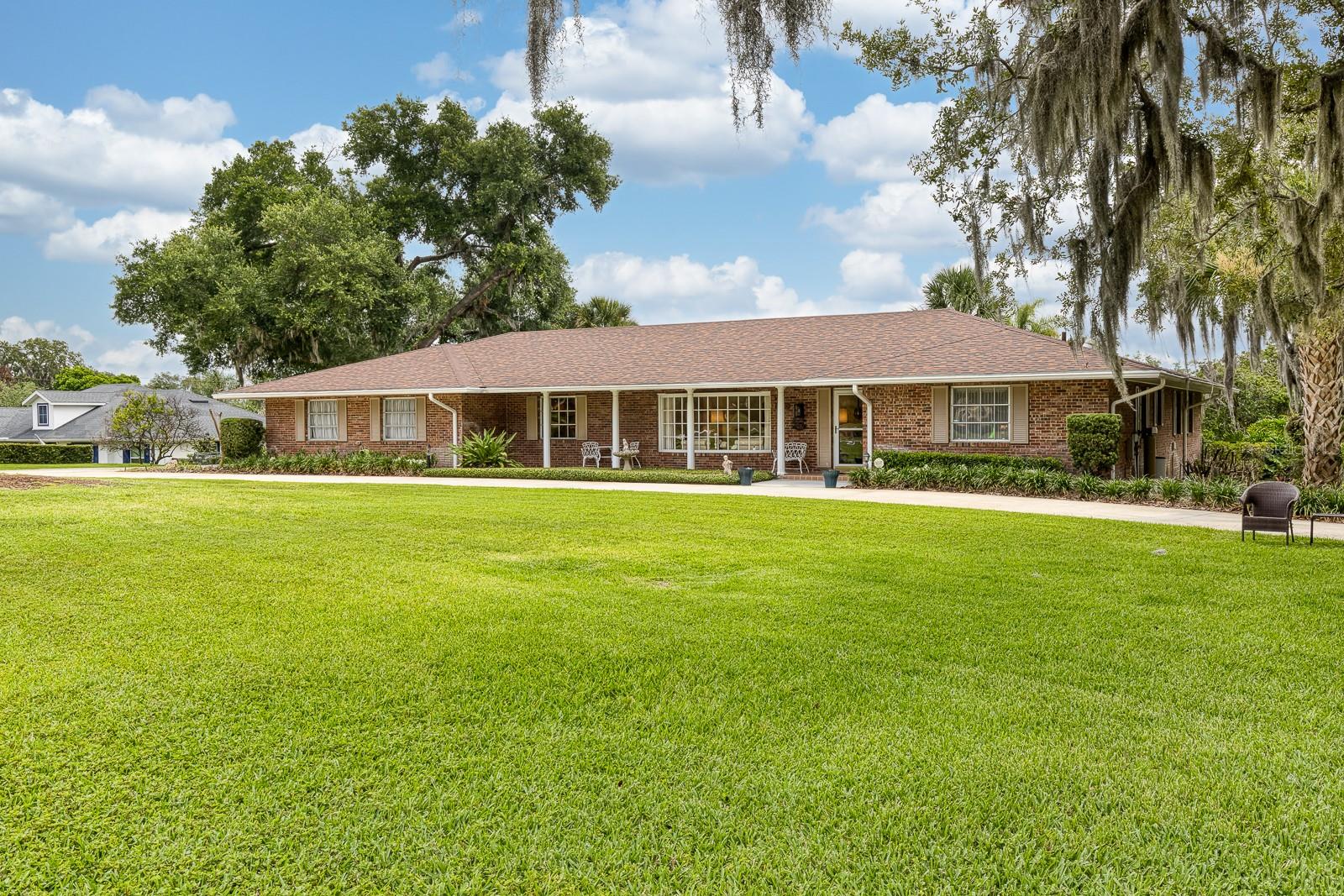 900 Citrus, Howey In the Hills, FL 34737