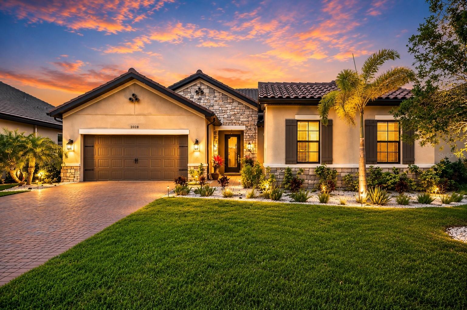 2028 Woodleaf Hammock, Bradenton, FL 34211