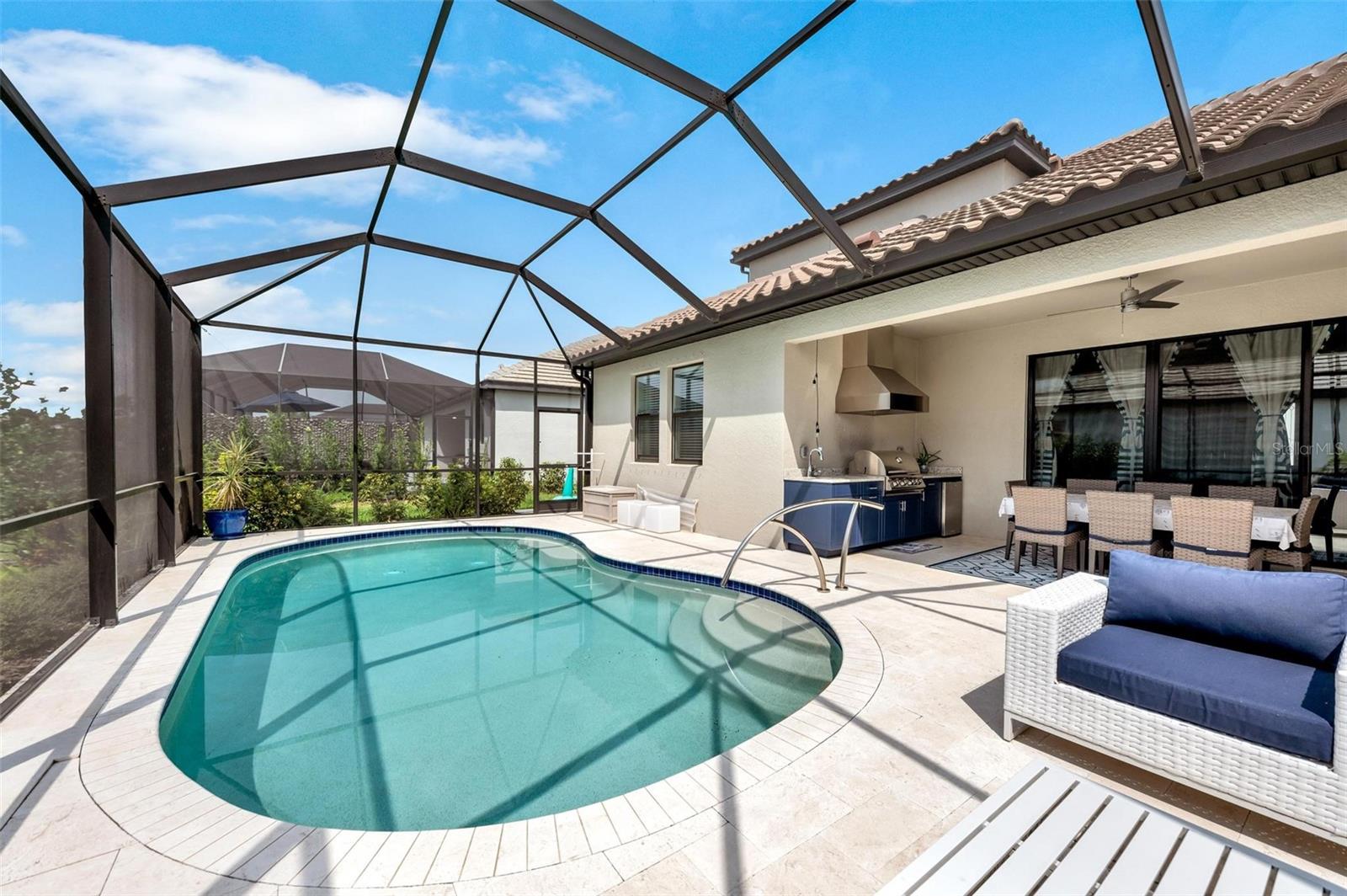 2028 Woodleaf Hammock, Bradenton, FL 34211