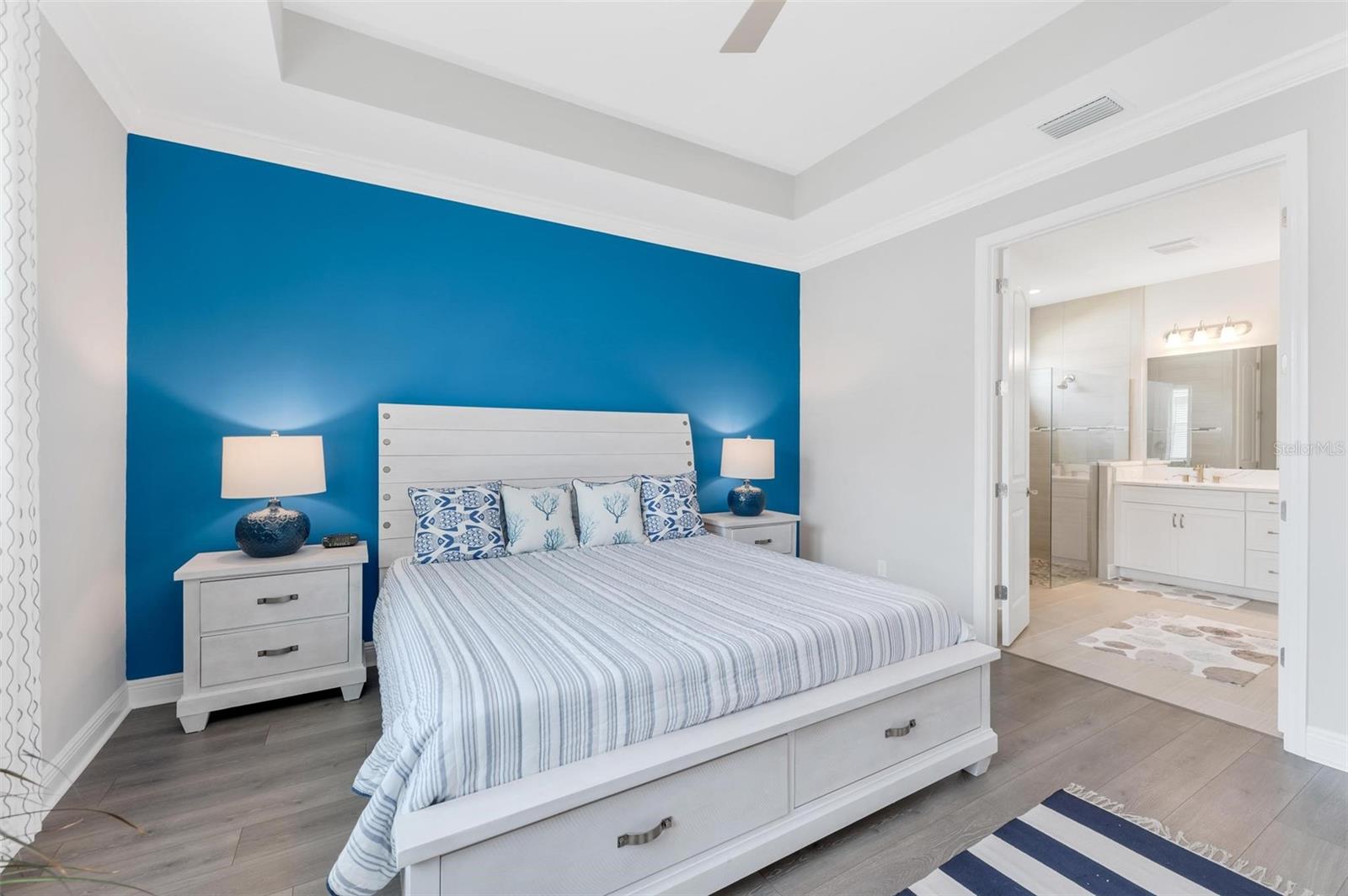 2028 Woodleaf Hammock, Bradenton, FL 34211