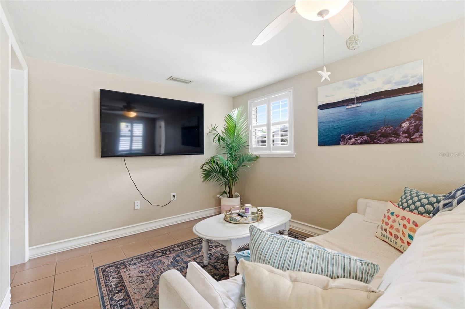 652 Lexington, Dunedin, FL 34698