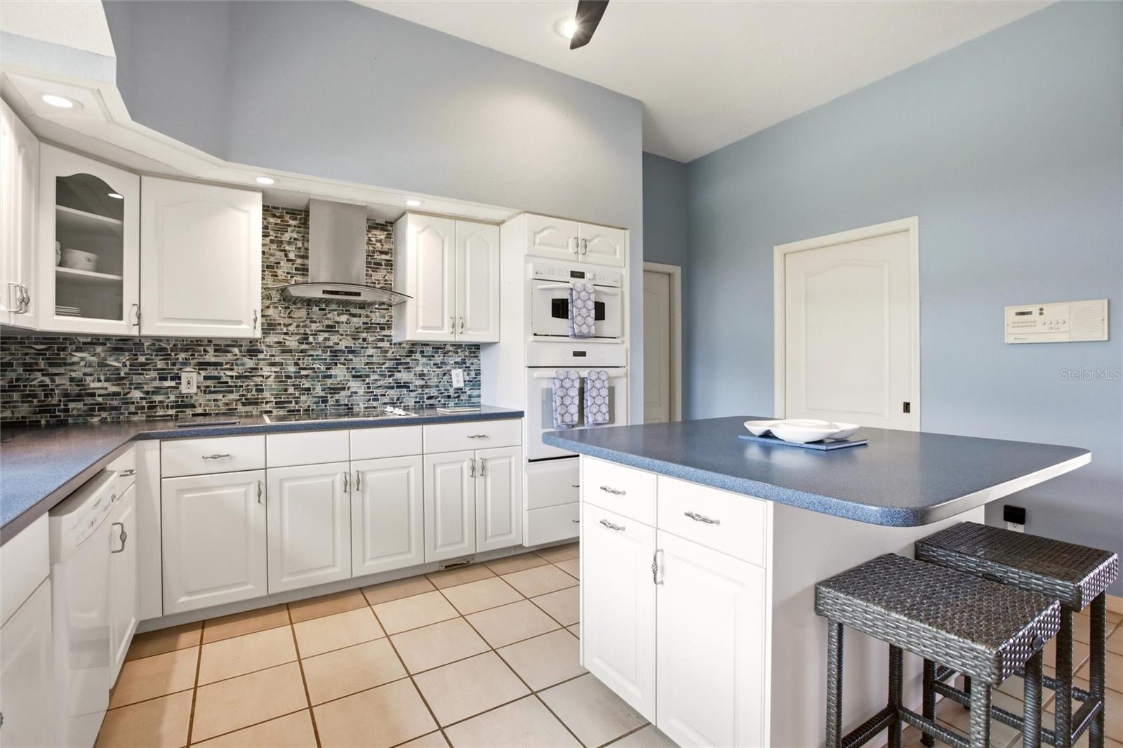 7100 San Casa, Englewood, FL 34224