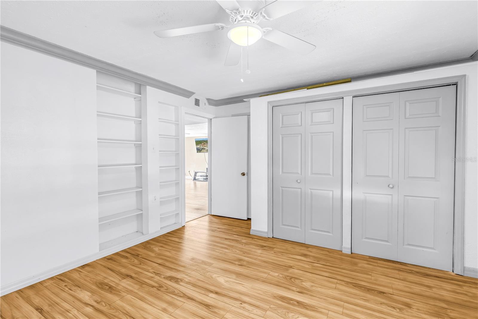 3580 41st Unit I, St Petersburg, FL 33711
