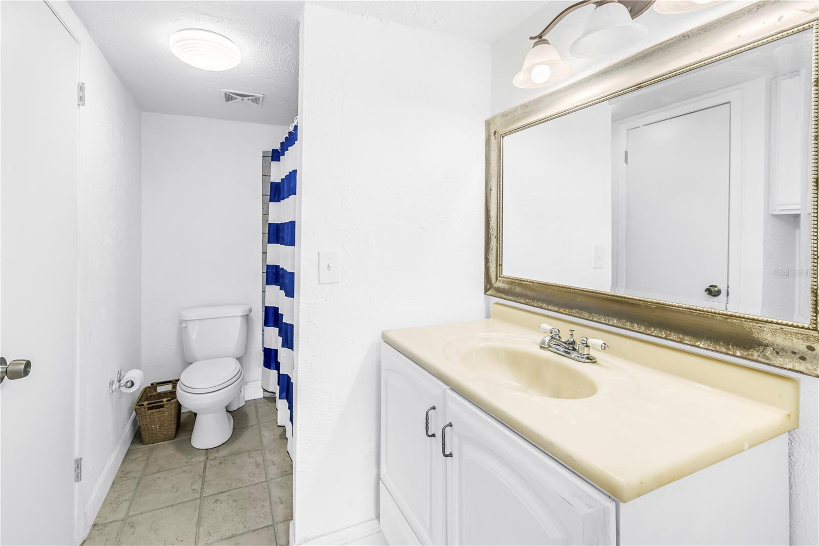 3580 41st Unit I, St Petersburg, FL 33711