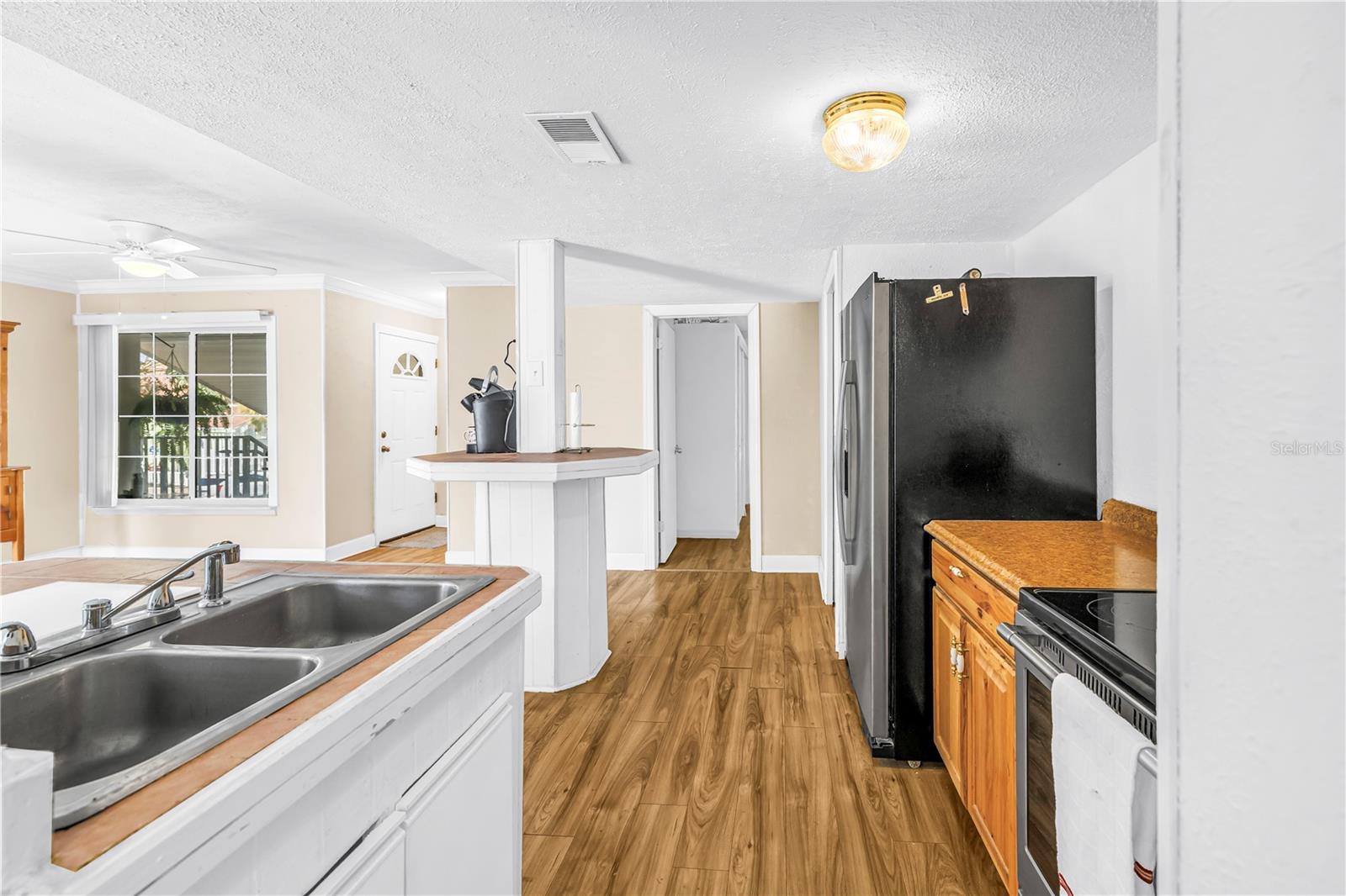 3580 41st Unit I, St Petersburg, FL 33711