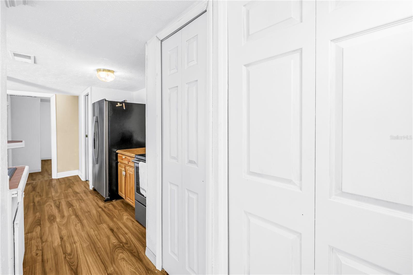 3580 41st Unit I, St Petersburg, FL 33711