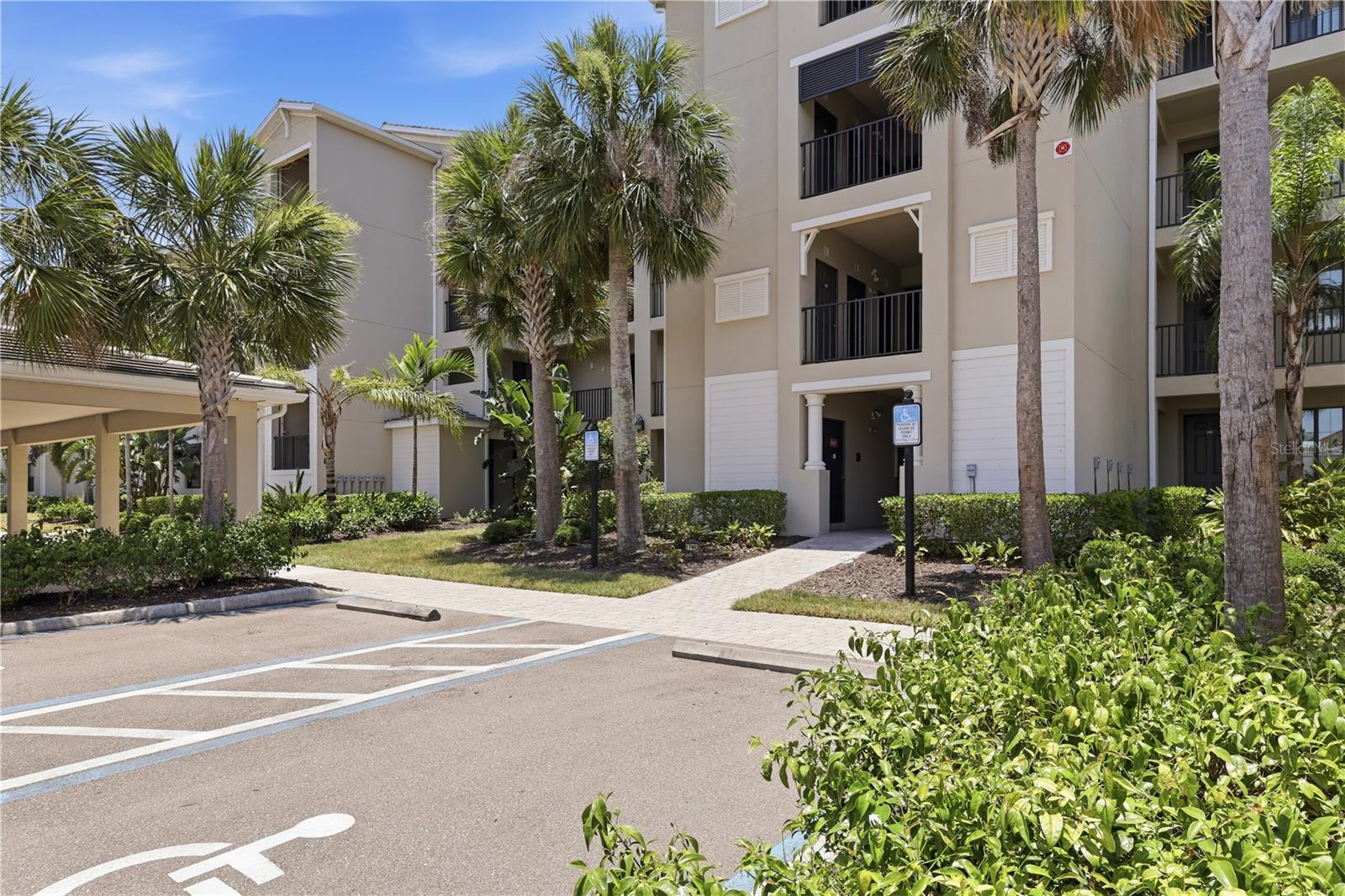 17902 Gawthrop Unit 305, Bradenton, FL 34211