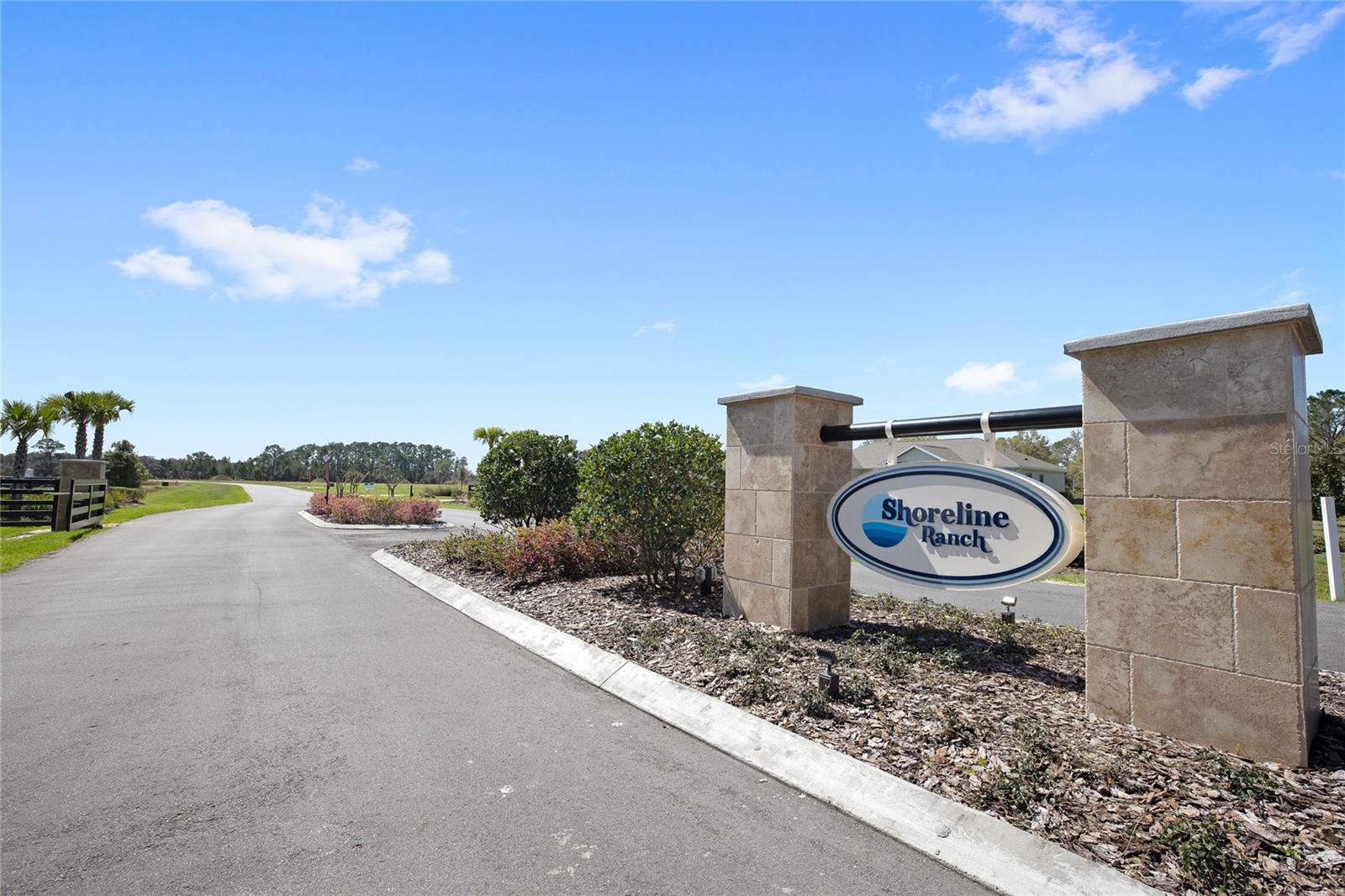 20280 Shoreline Ranch, Umatilla, FL 32784